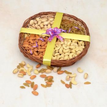 Special Nuts Hamper in Bamboo Box– Special Gifts to Kerala