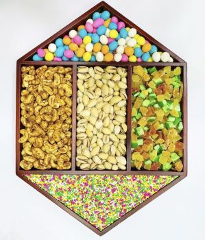 Mix Nuts, Chocolate & Dry Fruits Gift Box
